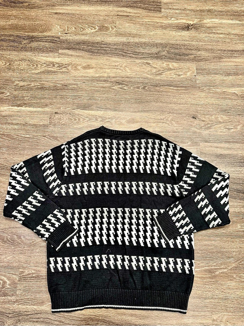 Vintage 2000s Enyce Men’s 3XL Black White Geometric Cotton Sweater - Picture 2 of 6